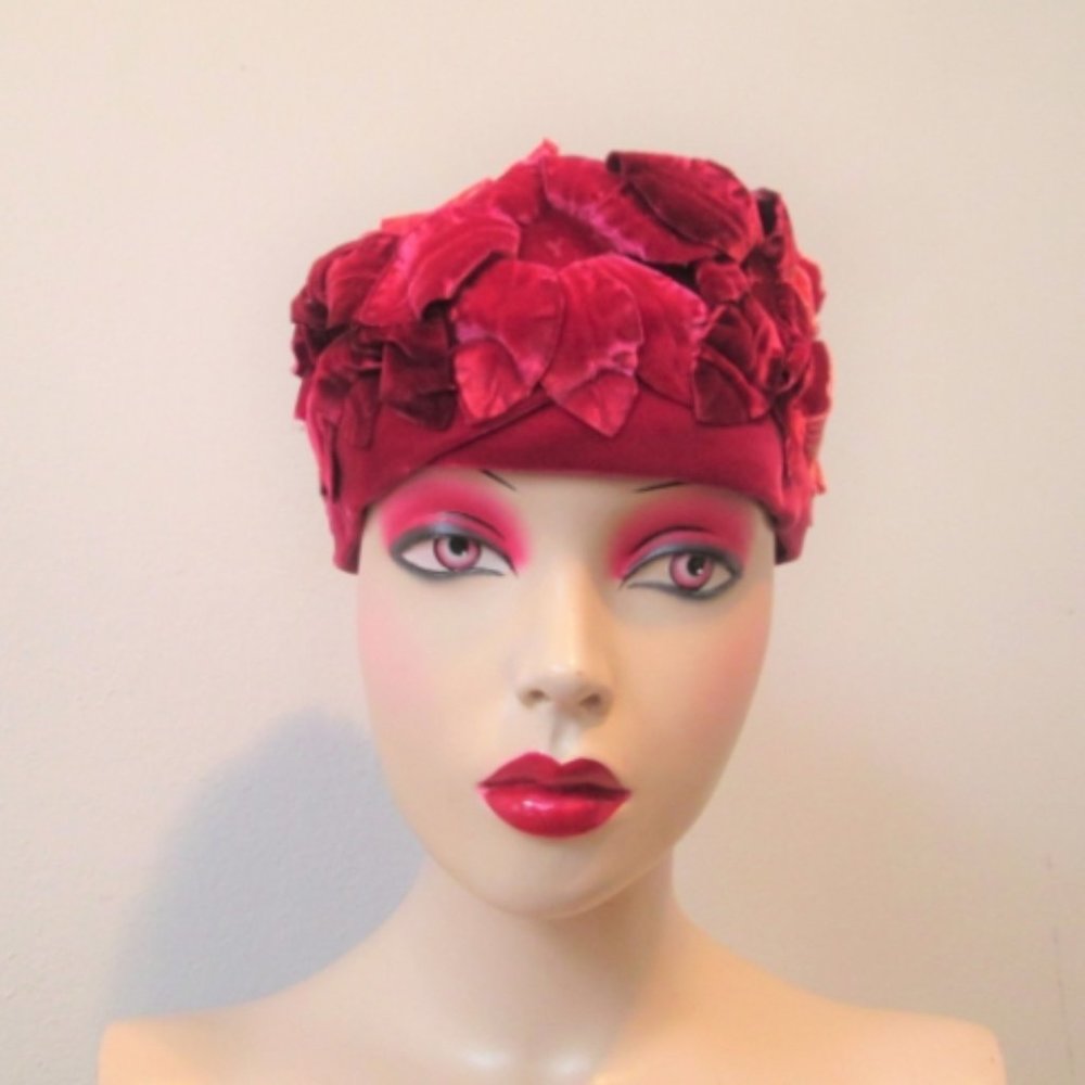 True Vintage Pillbox hat 1950s